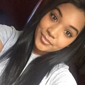 Meet your Posher, Yari